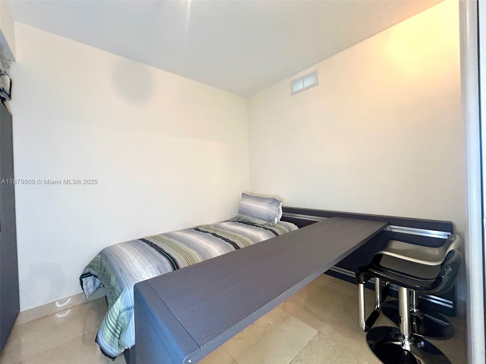 BEACH CLUB THREE CONDO - Residential Lease