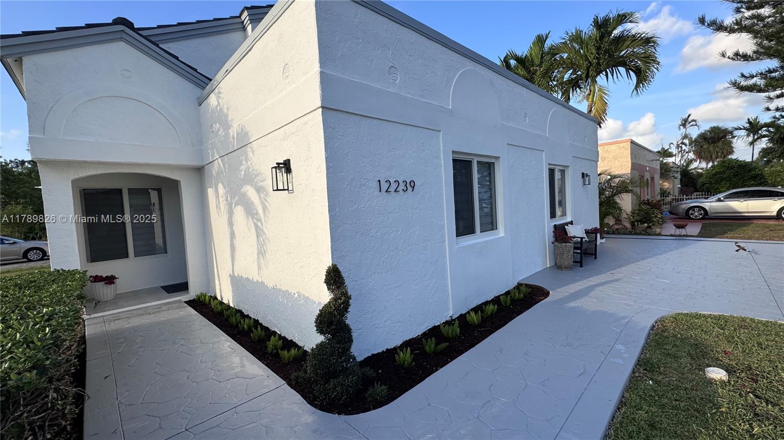 12239 NW 7th St