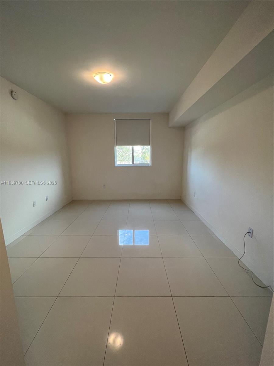 GRAND BAY COMMONS SOUTH - Residential