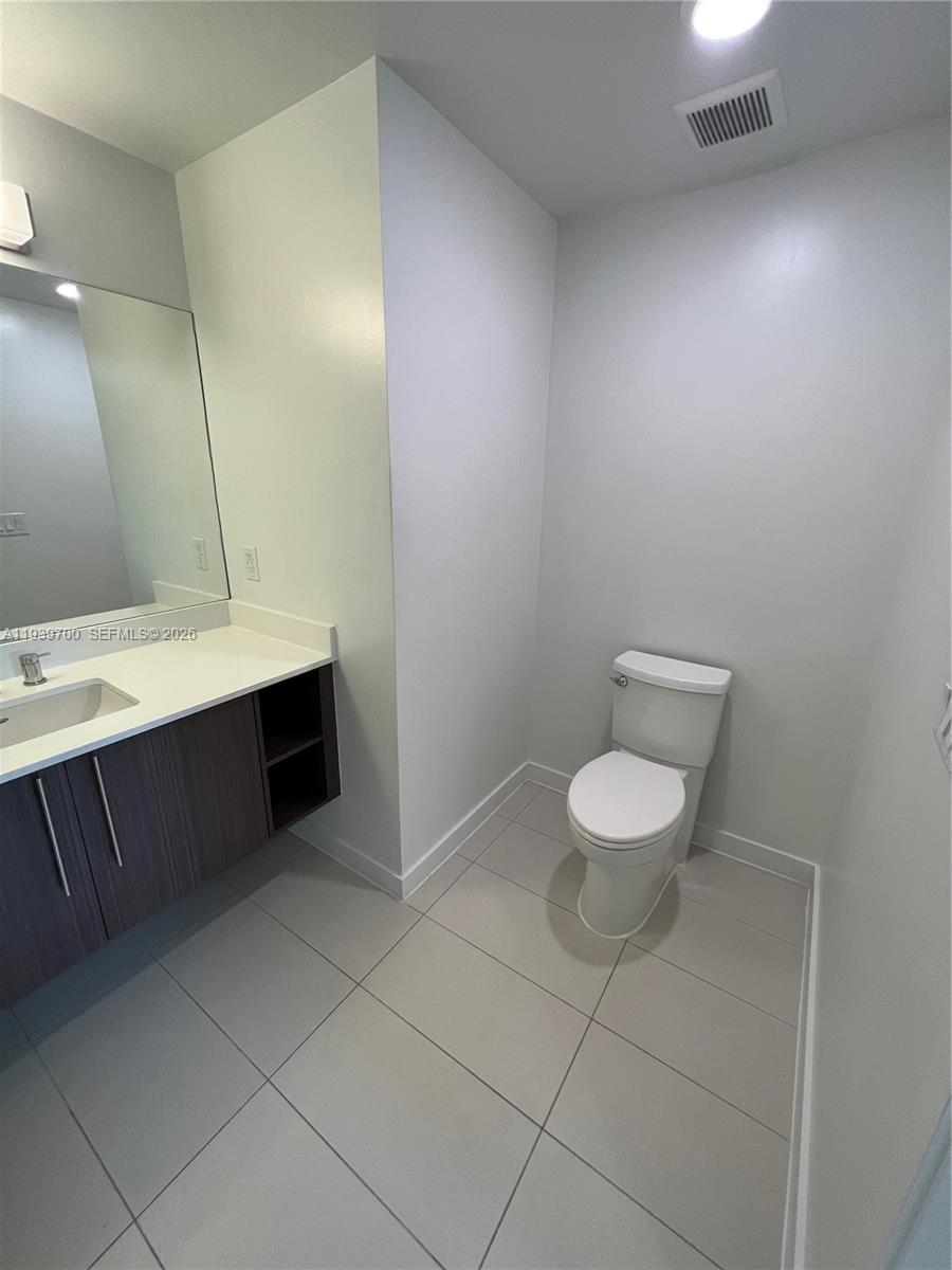 GRAND BAY COMMONS SOUTH - Residential