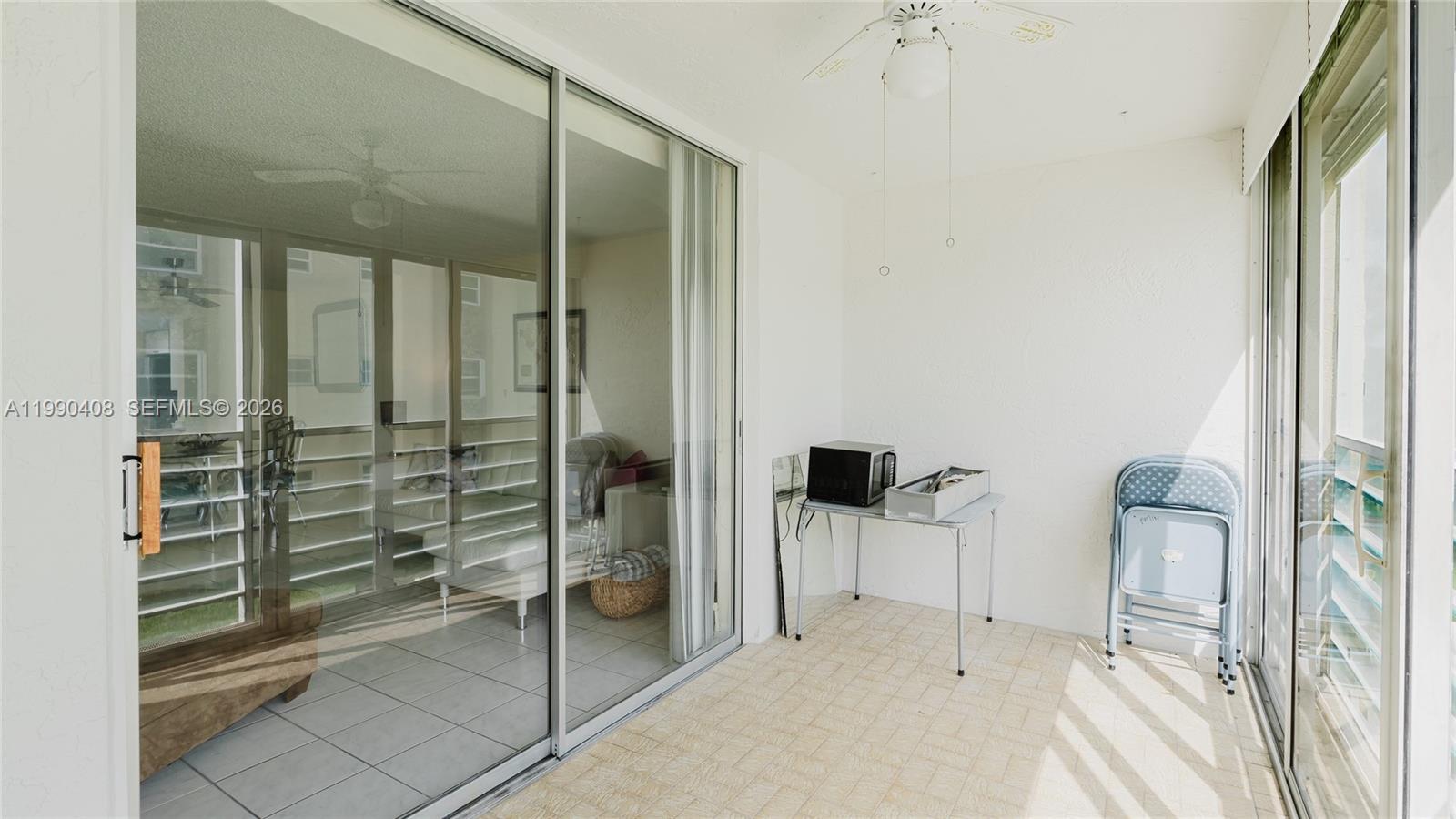 MEADOWBROOK LAKES CONDO - Residential