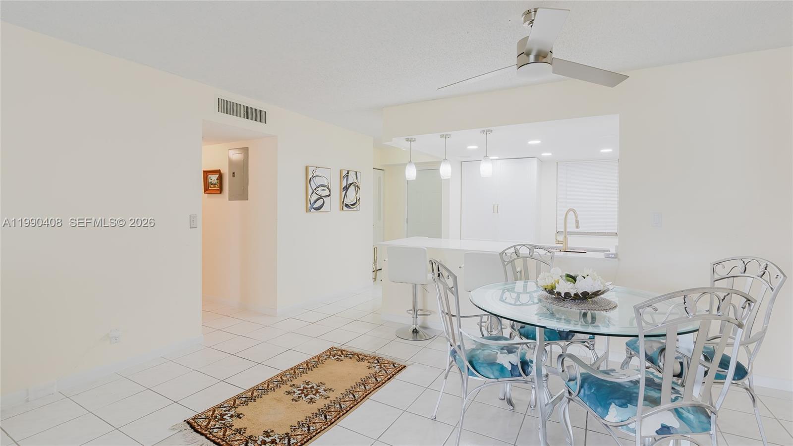 MEADOWBROOK LAKES CONDO - Residential