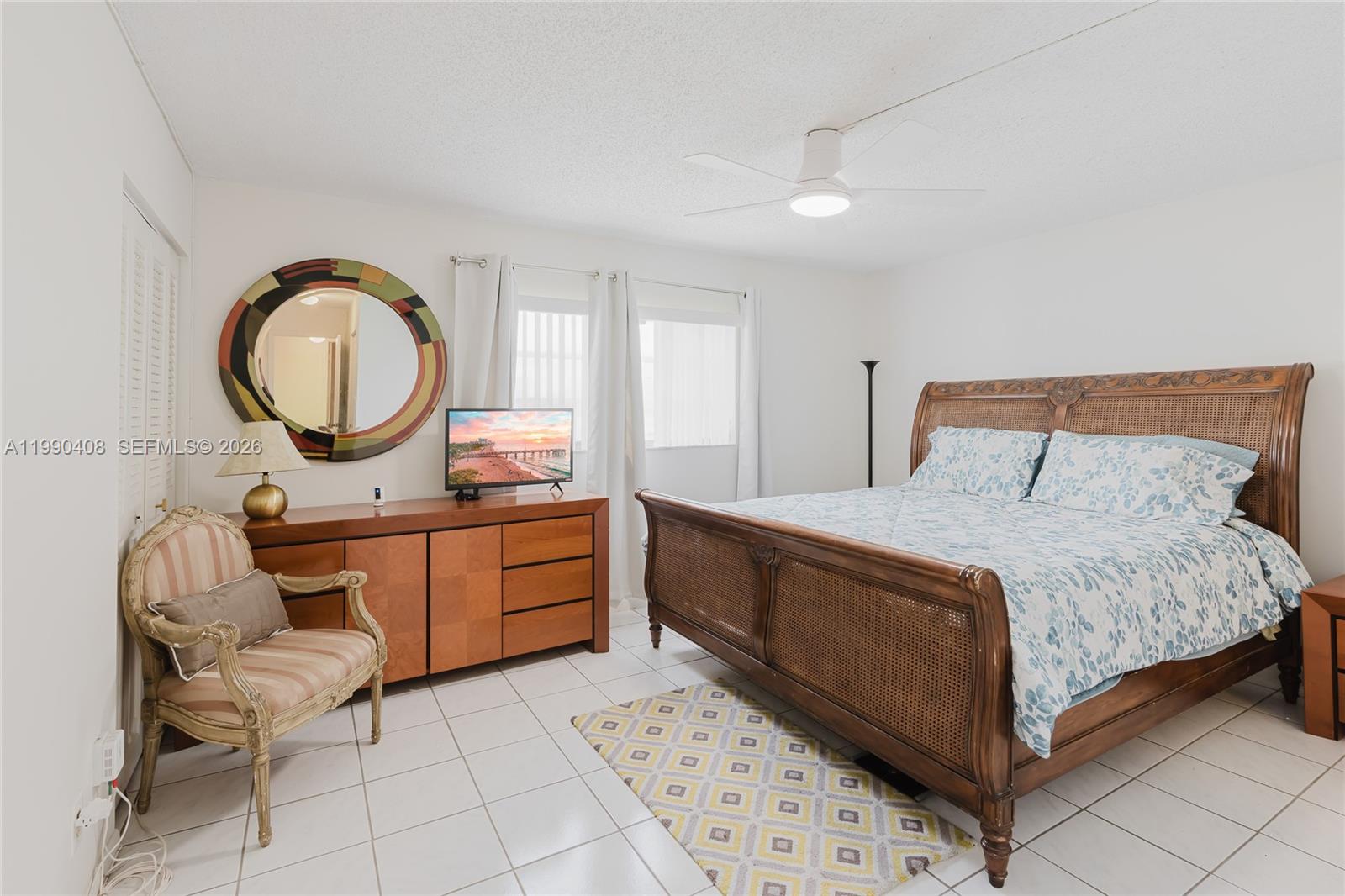 MEADOWBROOK LAKES CONDO - Residential