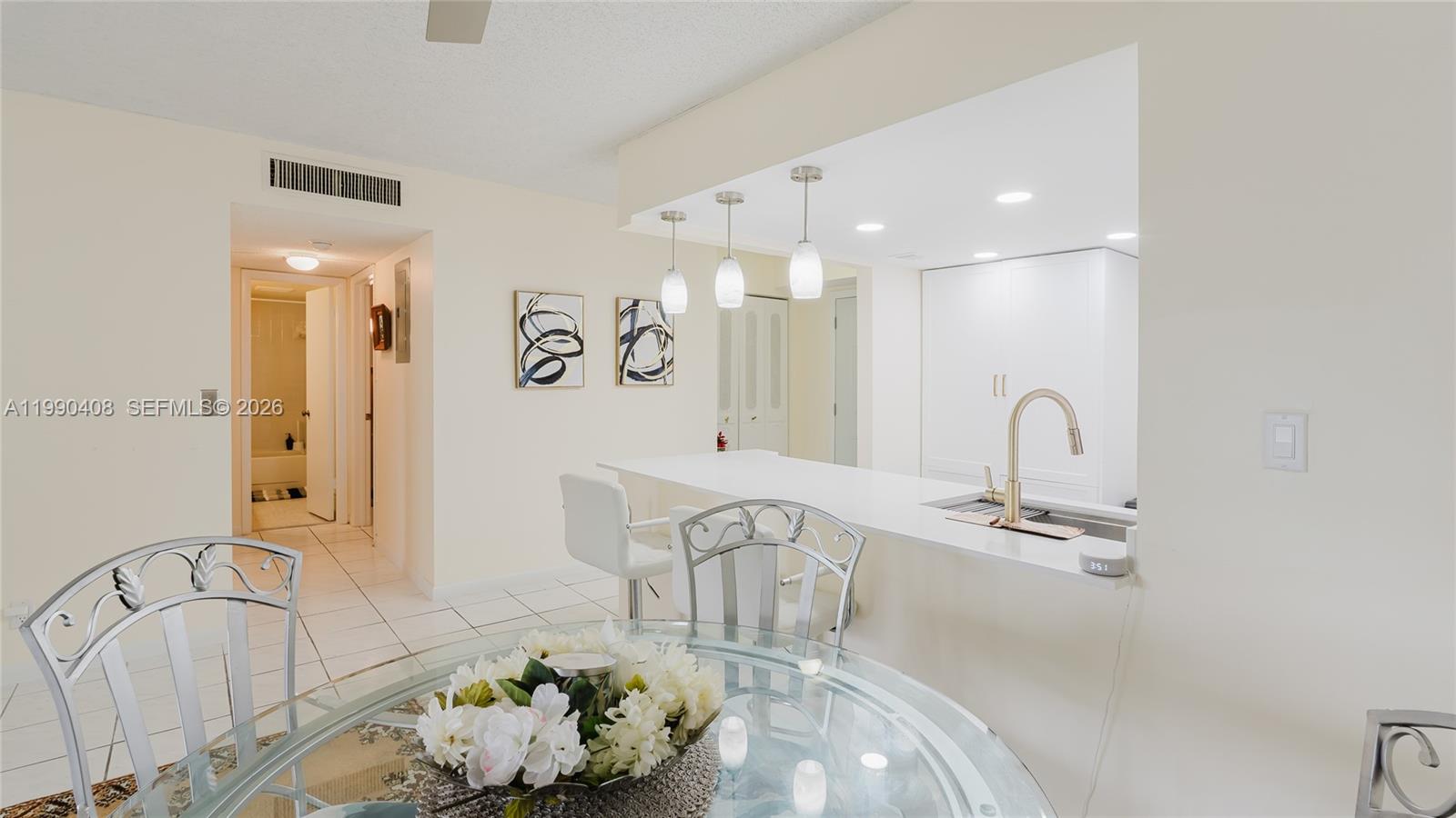 MEADOWBROOK LAKES CONDO - Residential