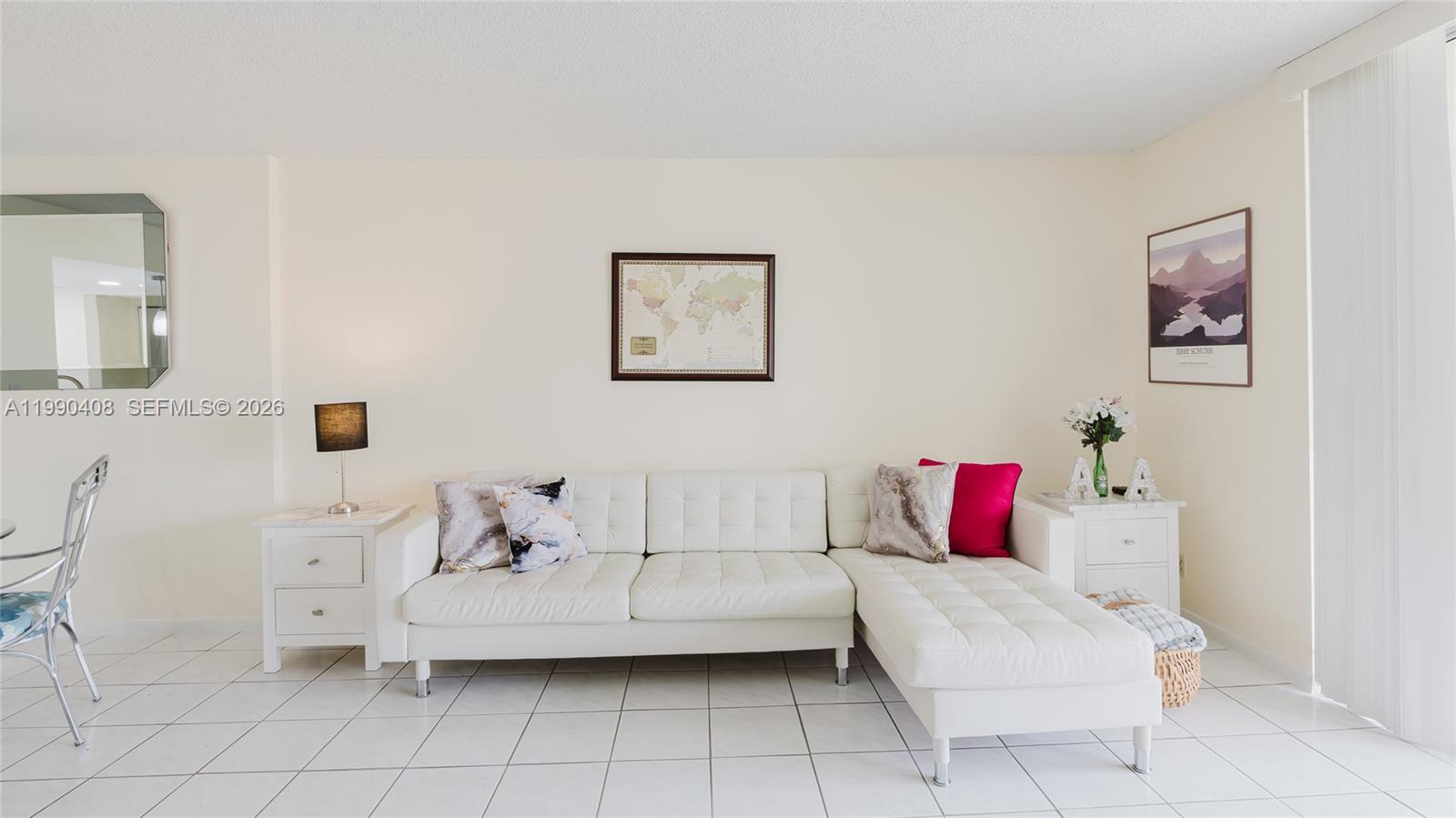 MEADOWBROOK LAKES CONDO - Residential