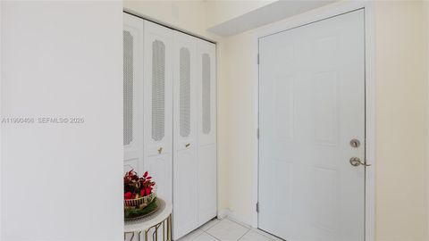 424 SE 10th St 204 Dania Beach FL 33004