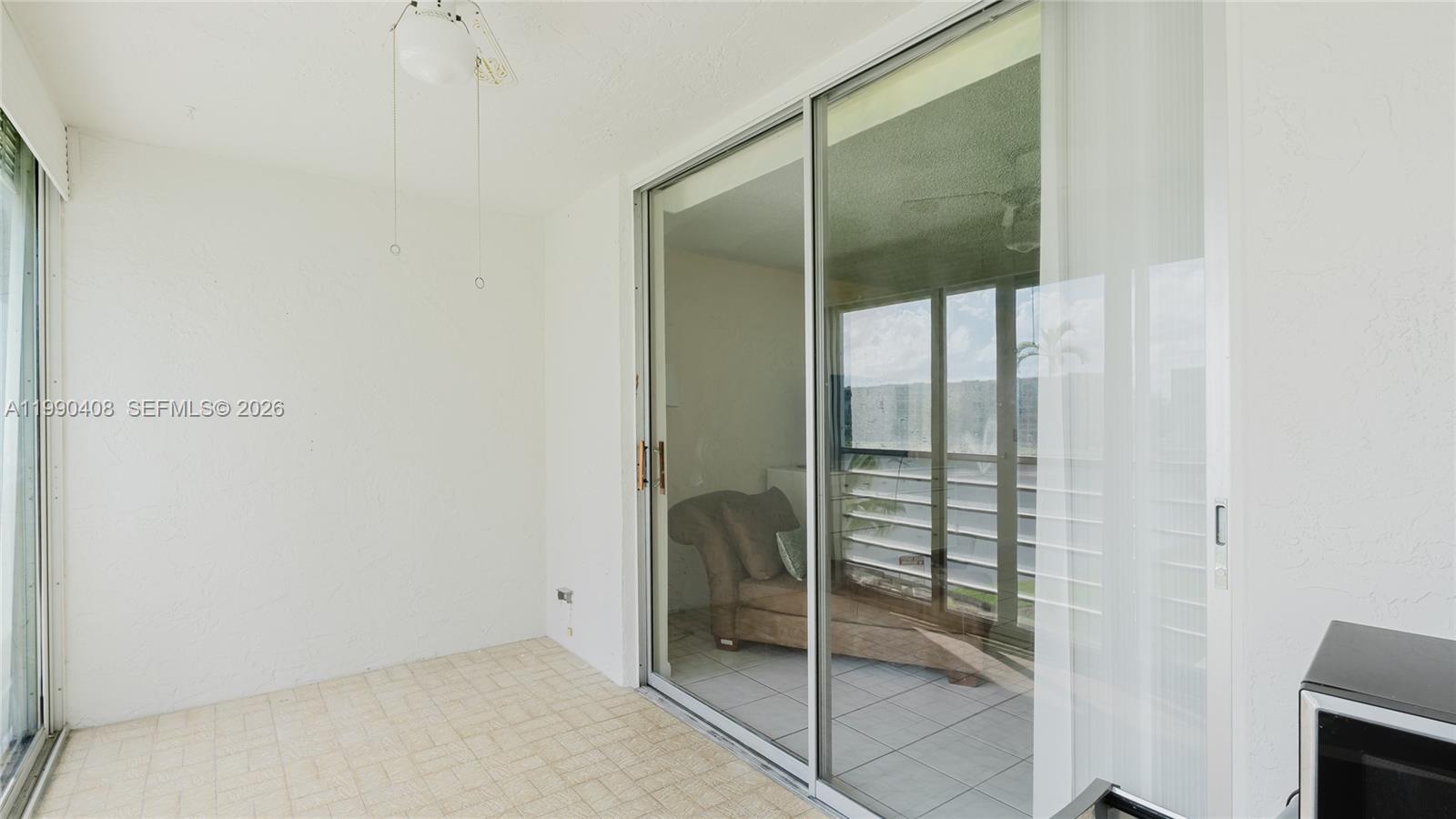 MEADOWBROOK LAKES CONDO - Residential