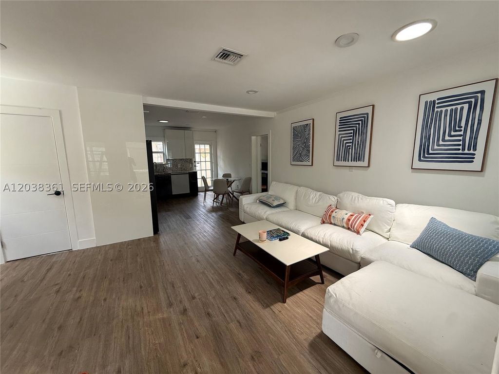 Photo of 1719 Hayes St, Hollywood, FL 33020 (MLS # A12038361)