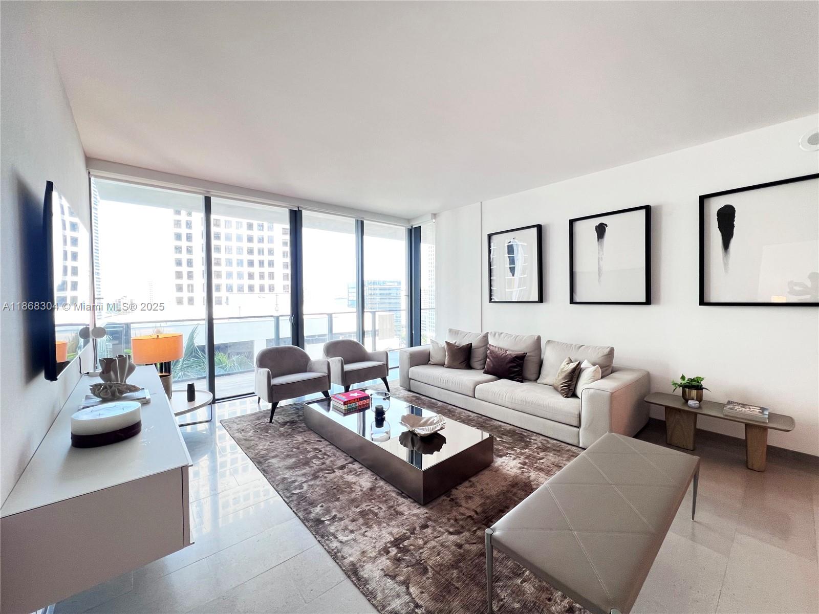 REACH CONDO - Residential Lease