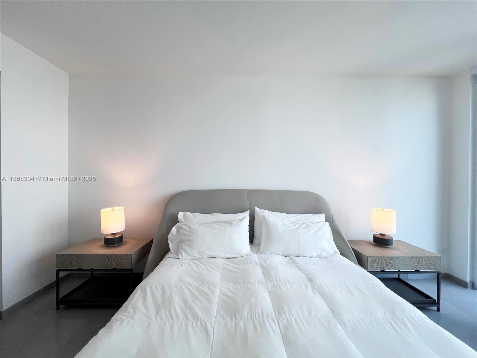 REACH CONDO - Residential Lease