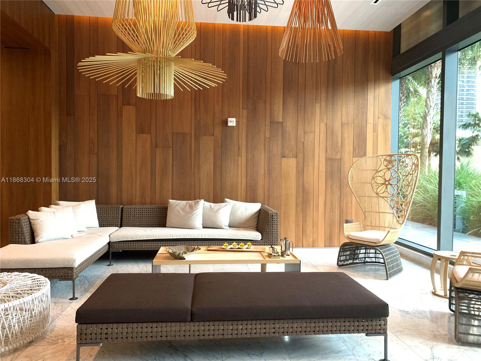 REACH CONDO - Residential Lease