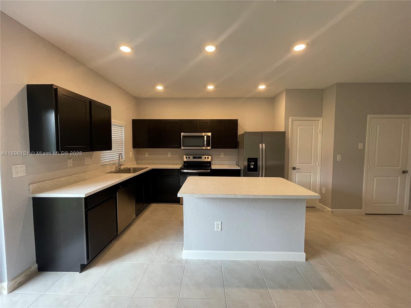 REGAL PALM SUBDIVISION - Residential Lease