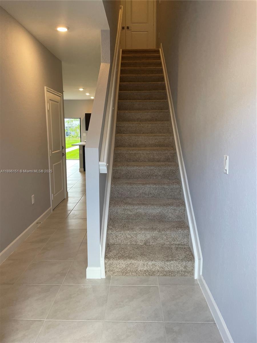 REGAL PALM SUBDIVISION - Residential Lease