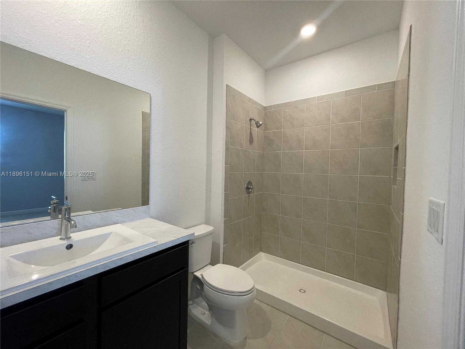 REGAL PALM SUBDIVISION - Residential Lease