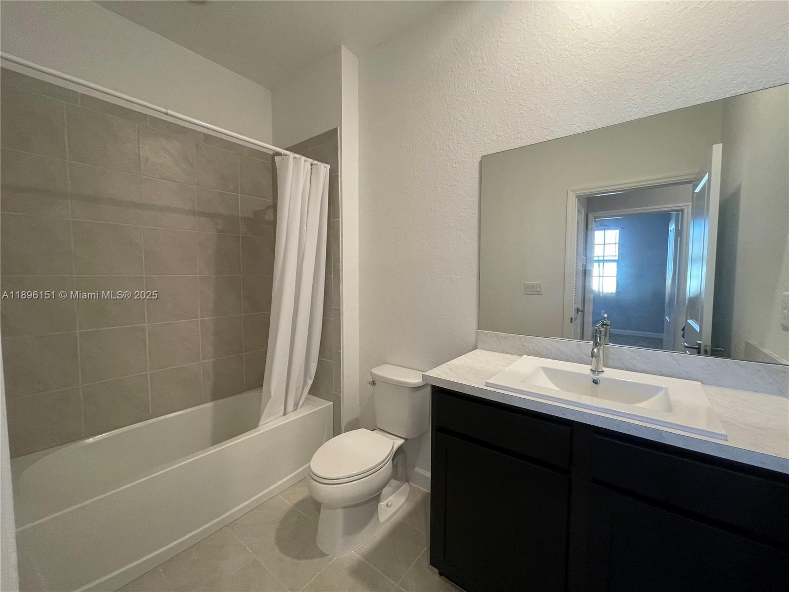 REGAL PALM SUBDIVISION - Residential Lease