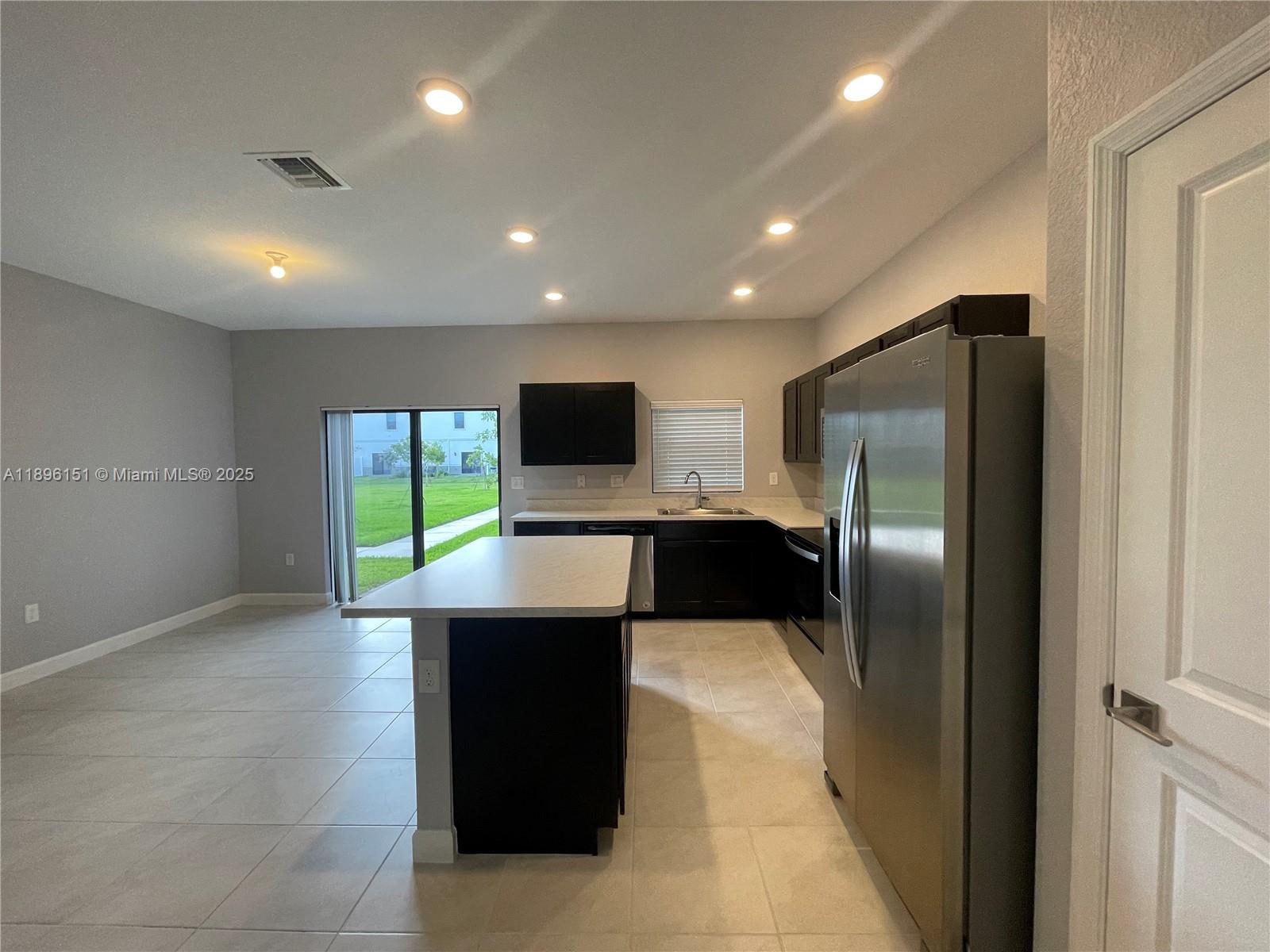 REGAL PALM SUBDIVISION - Residential Lease