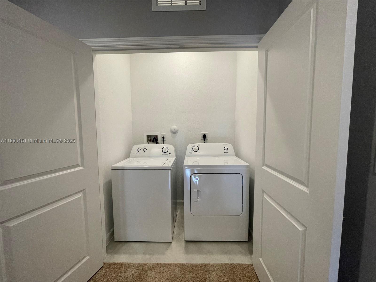 REGAL PALM SUBDIVISION - Residential Lease