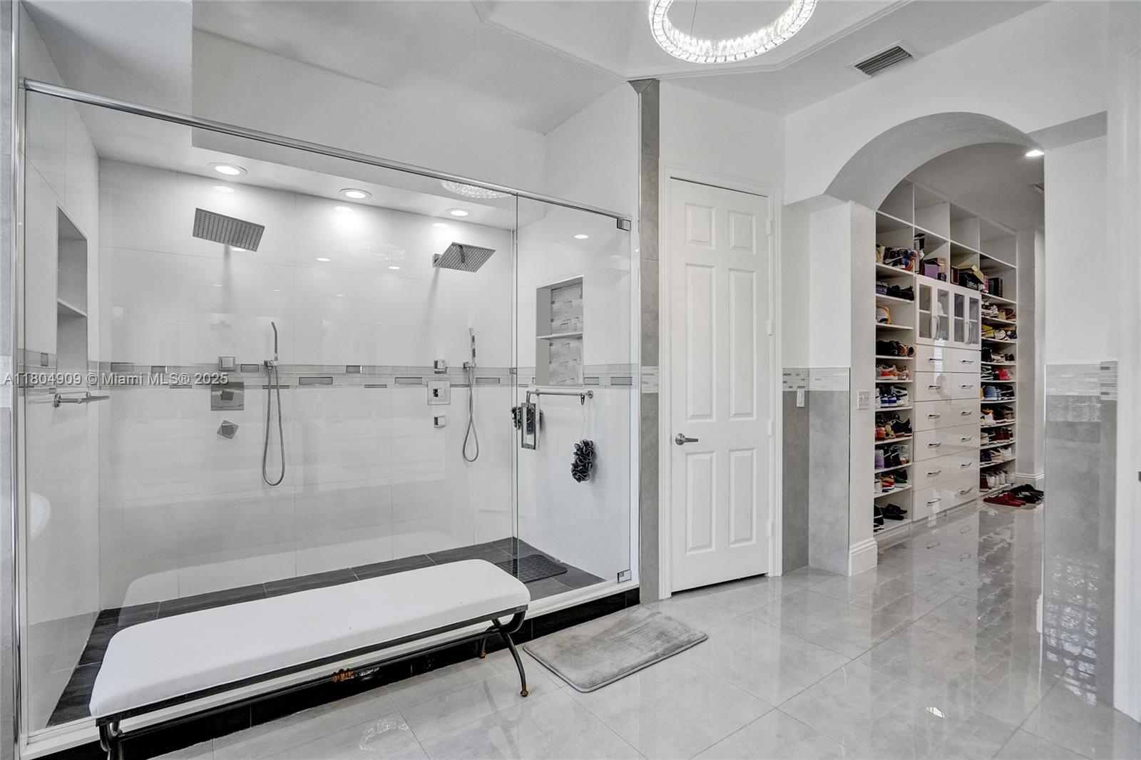 LONG LAKE RANCHES PLAT ON - Residential