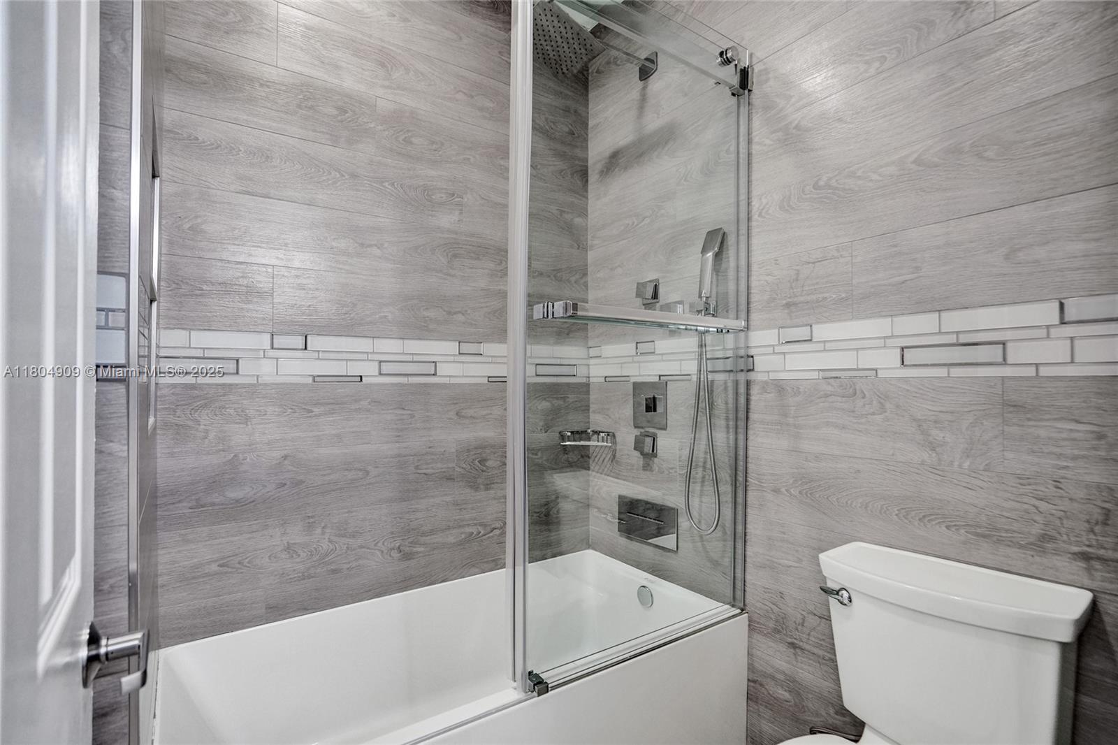 LONG LAKE RANCHES PLAT ON - Residential