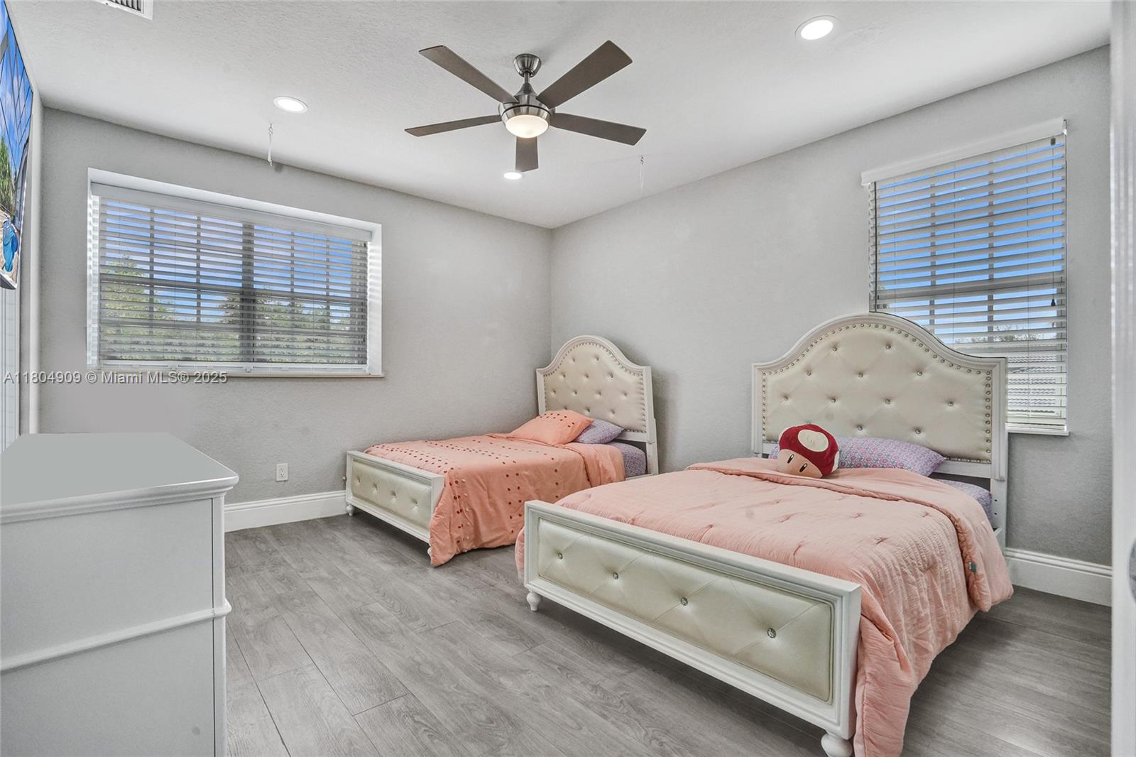 LONG LAKE RANCHES PLAT ON - Residential