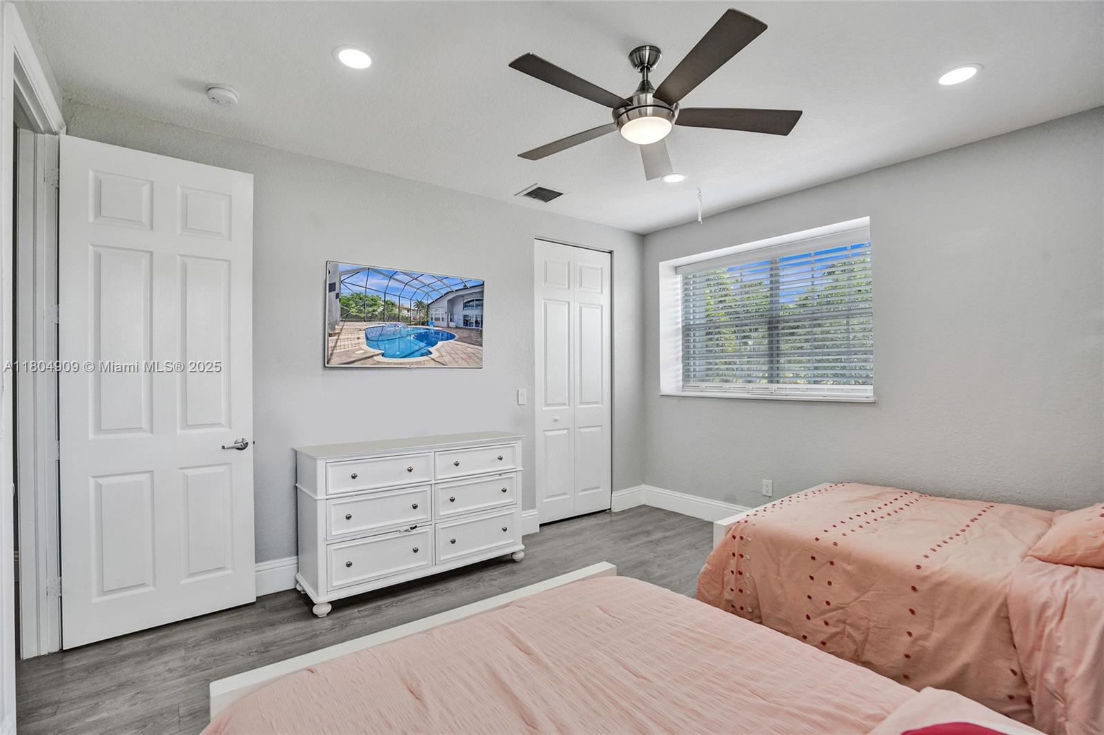 LONG LAKE RANCHES PLAT ON - Residential