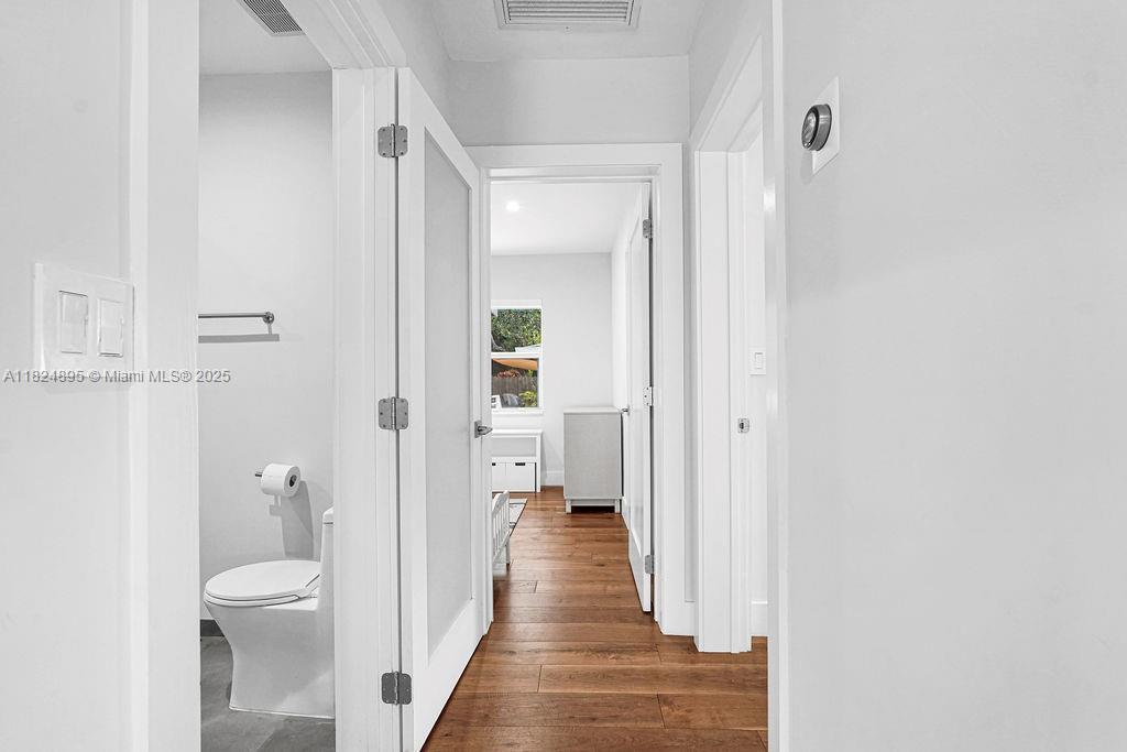 ALTA VISTA - Residential Lease