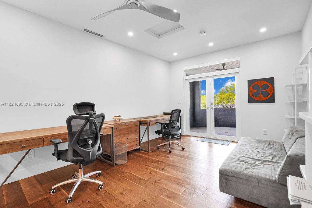 ALTA VISTA - Residential Lease