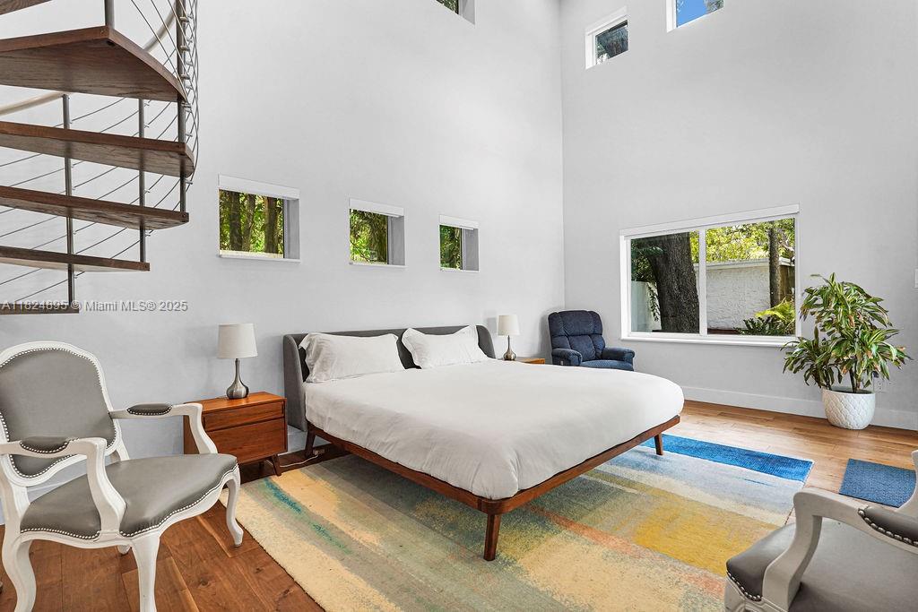 ALTA VISTA - Residential Lease