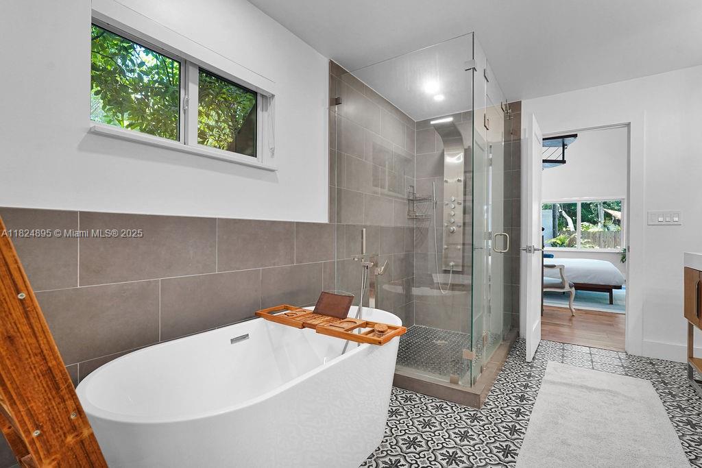 ALTA VISTA - Residential Lease