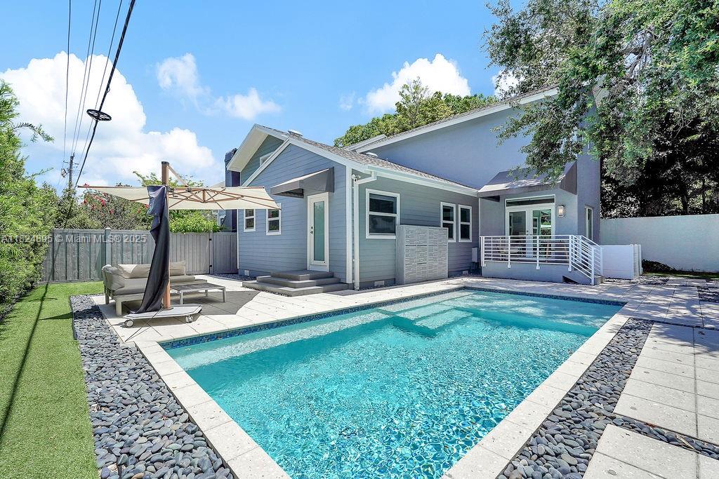 ALTA VISTA - Residential Lease