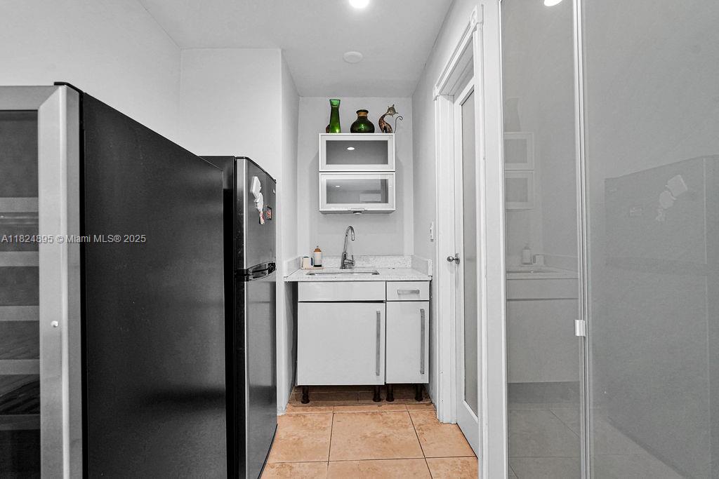 ALTA VISTA - Residential Lease