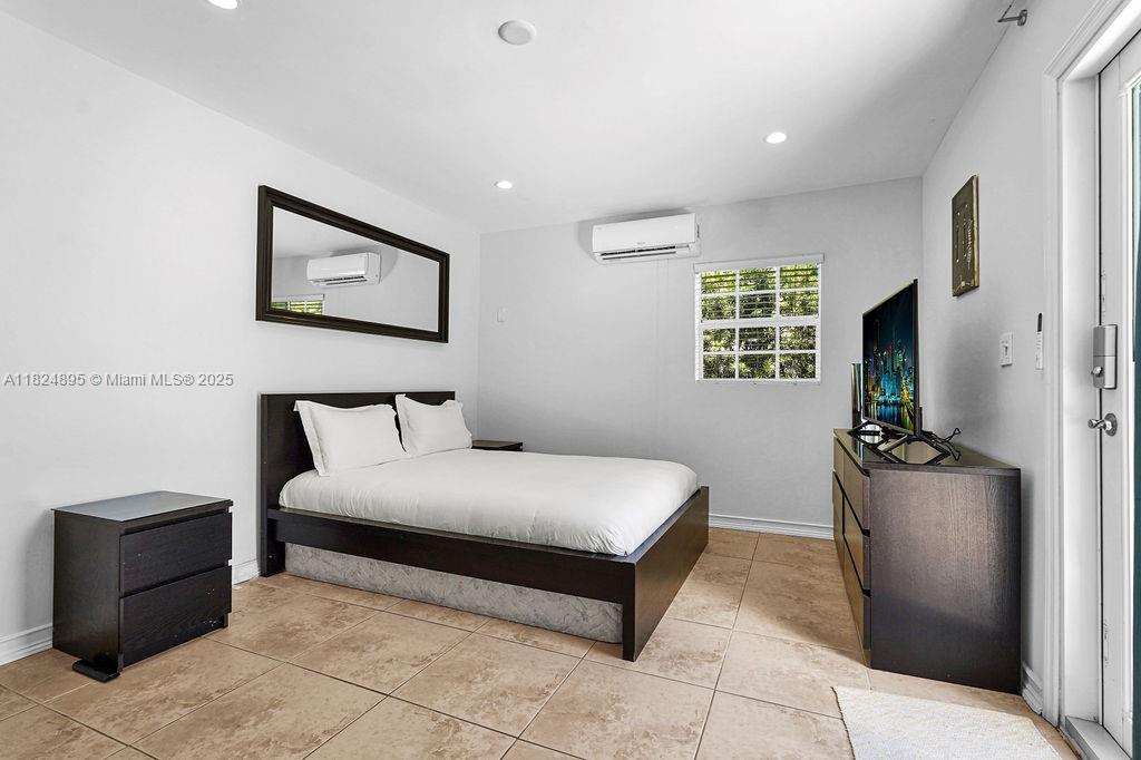 ALTA VISTA - Residential Lease