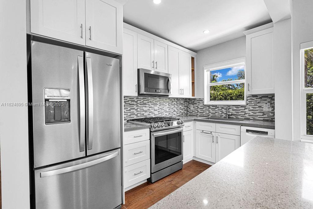 ALTA VISTA - Residential Lease