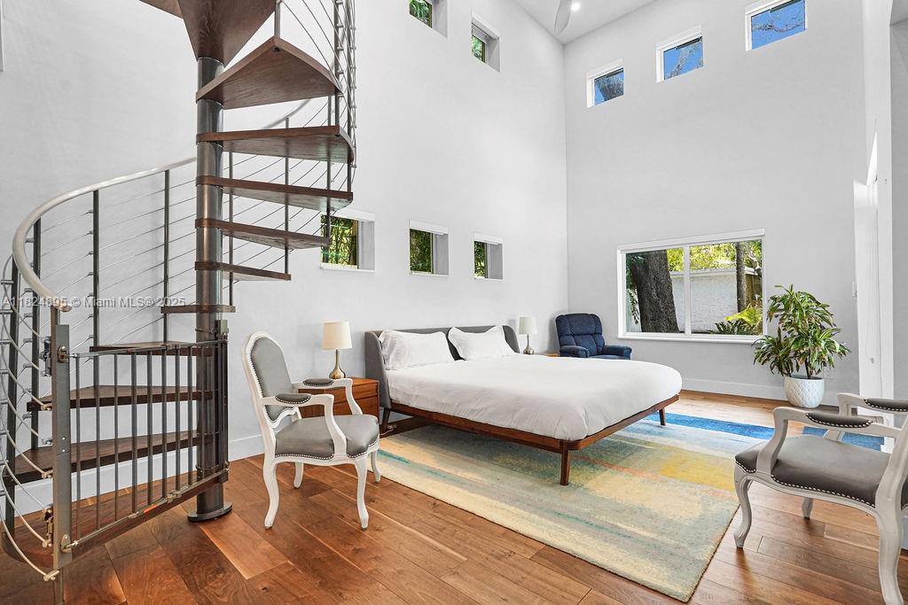 ALTA VISTA - Residential Lease