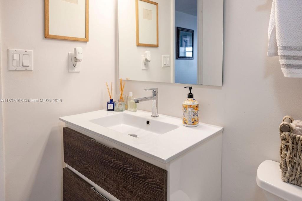 PARK PLACE CONDOMINIUM - Residential