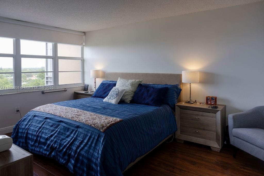 PARK PLACE CONDOMINIUM - Residential
