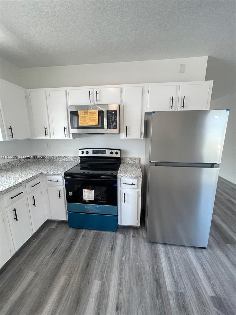 1571 SE 23rd Ave 1