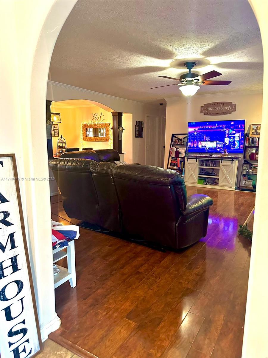 Turkey Crossing - Residential