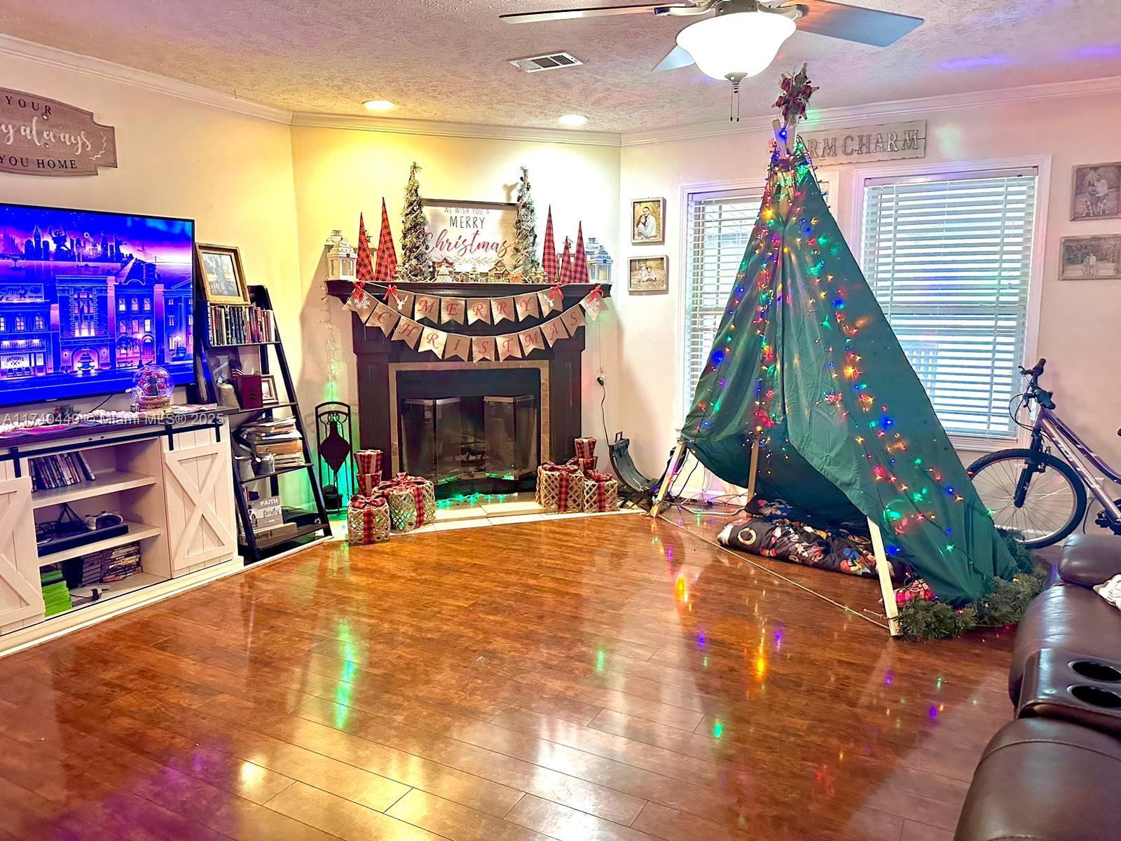 Turkey Crossing - Residential