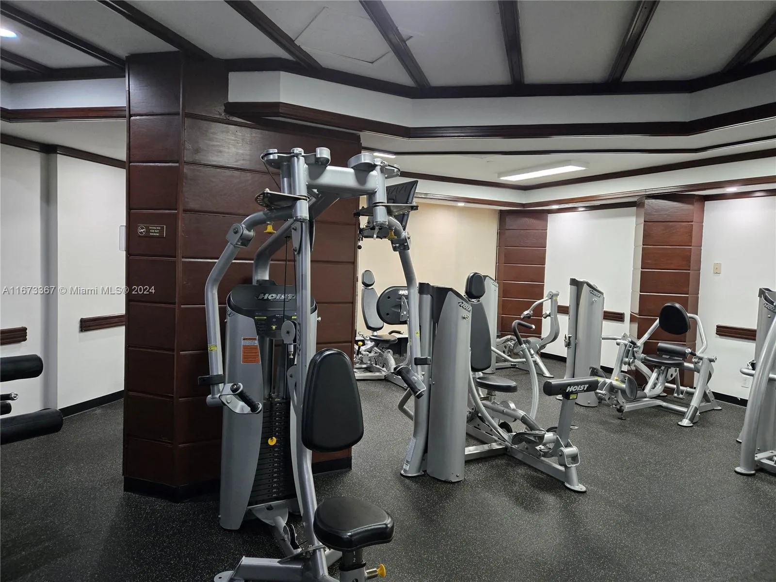 Aventura, Florida 33160, United States, 1 Bedroom Bedrooms, ,2 BathroomsBathrooms,Residential,Active,39961