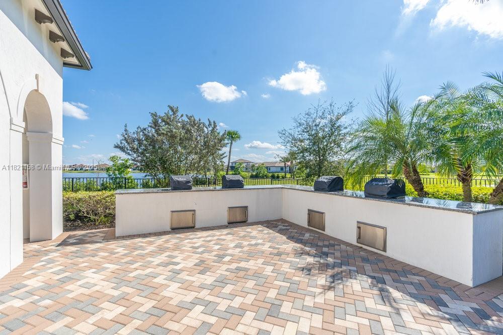 COQUINA MAPLE RID - Residential