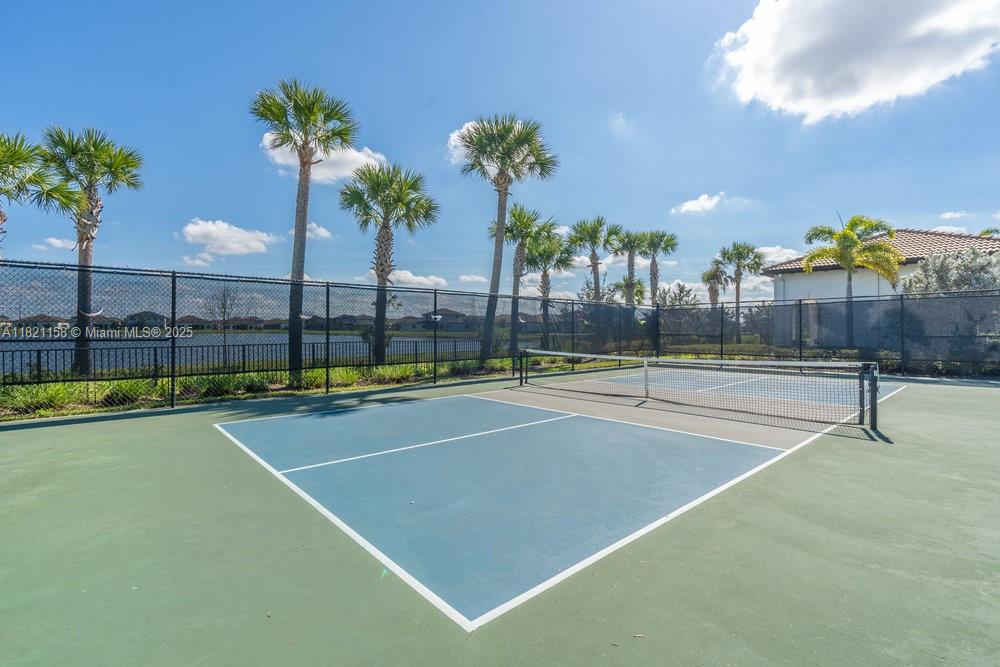 COQUINA MAPLE RID - Residential