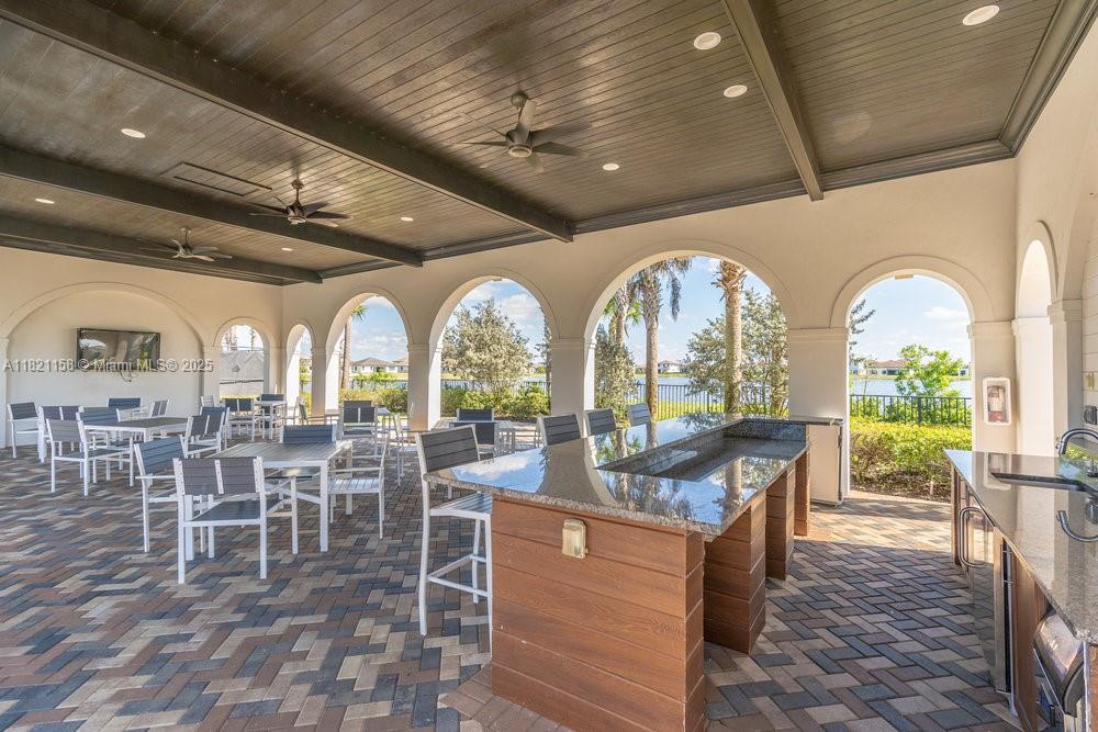 COQUINA MAPLE RID - Residential