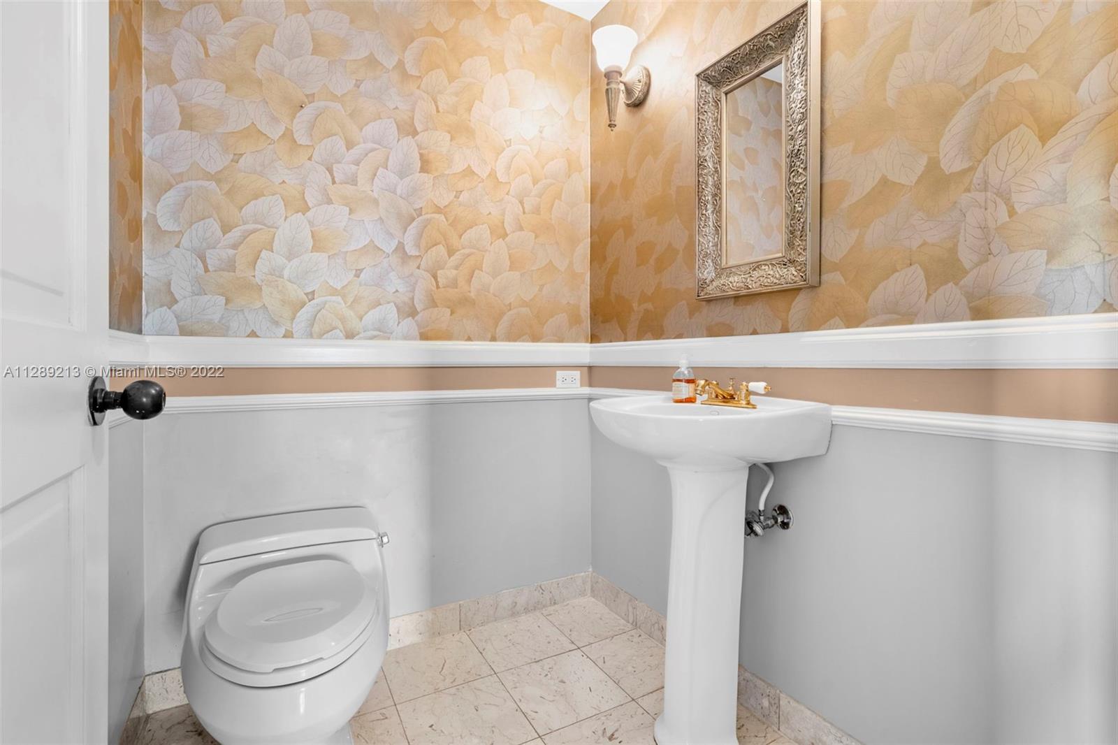 BAYVIEW FISHER ISL NO TWO - Residential