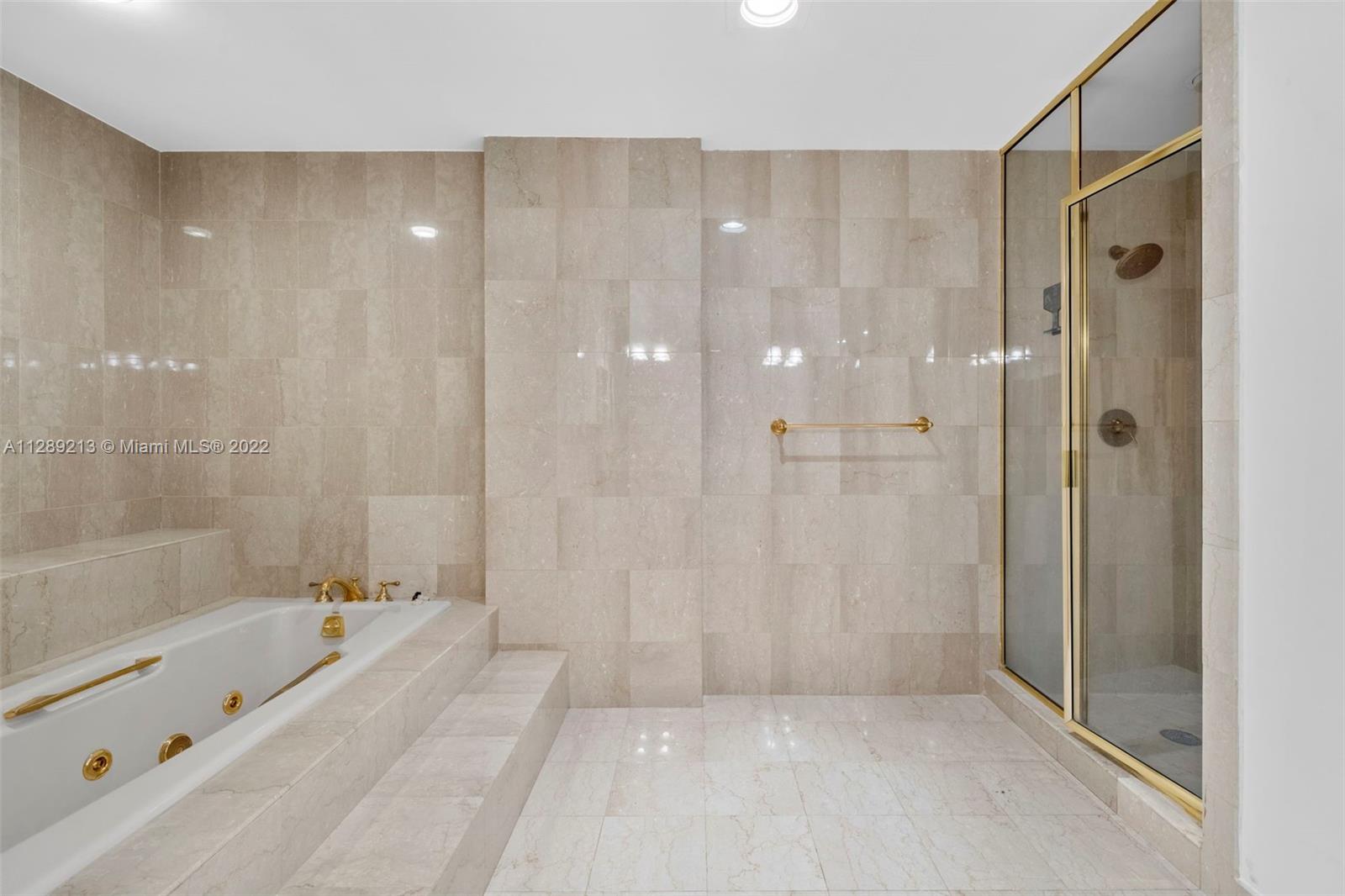 BAYVIEW FISHER ISL NO TWO - Residential