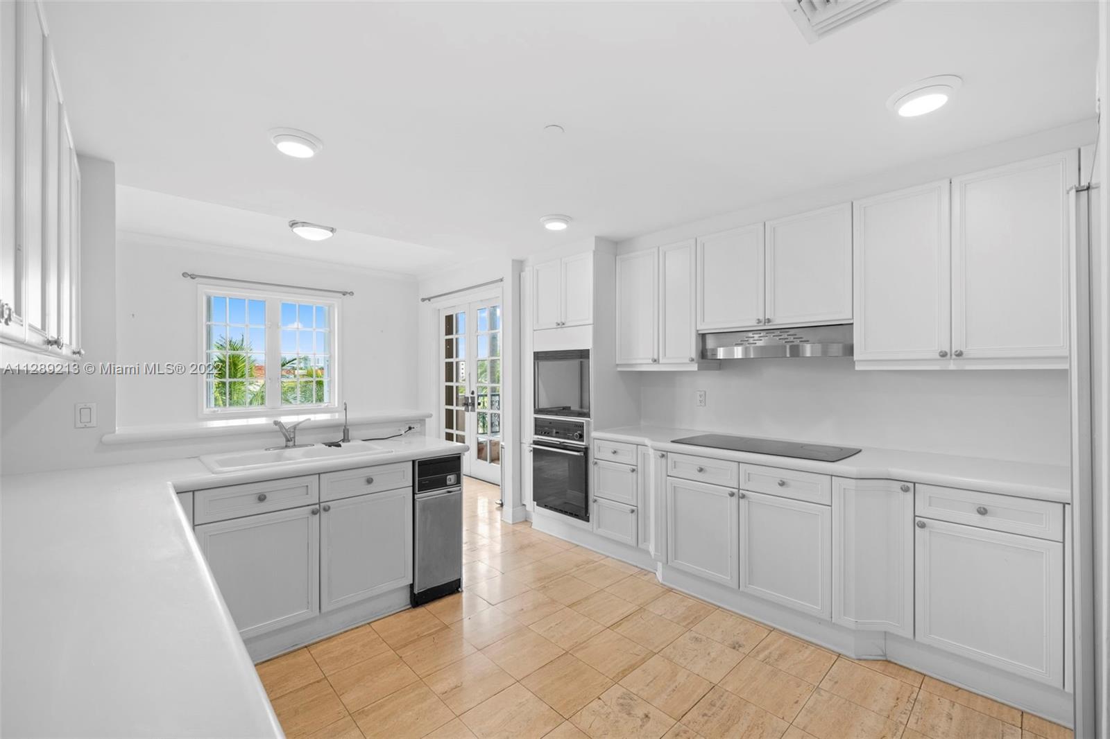 BAYVIEW FISHER ISL NO TWO - Residential