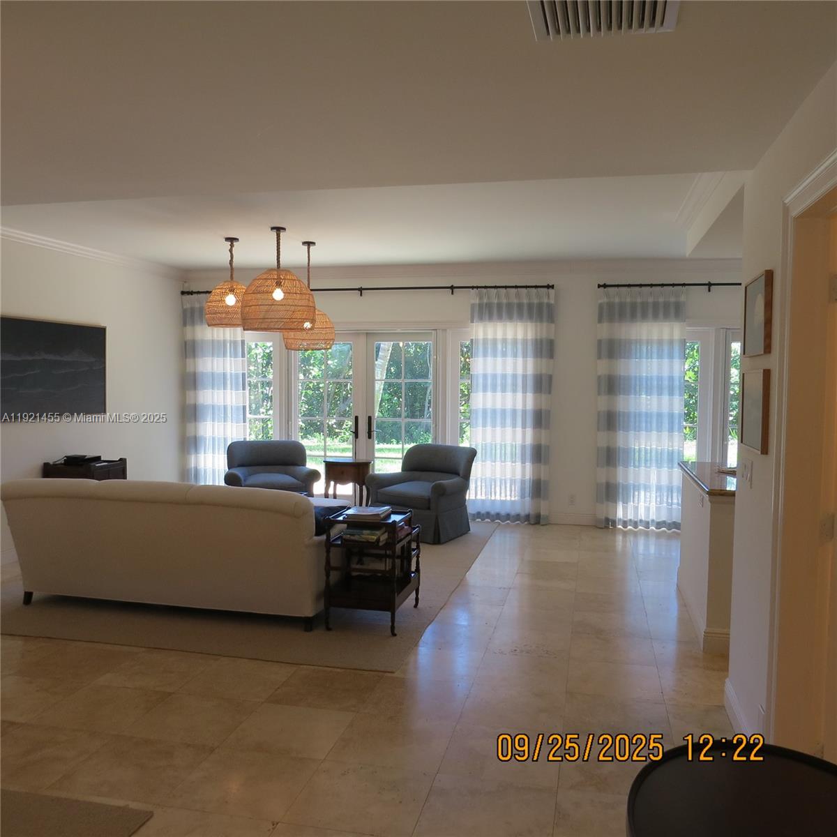 404 S Beach Rd 404