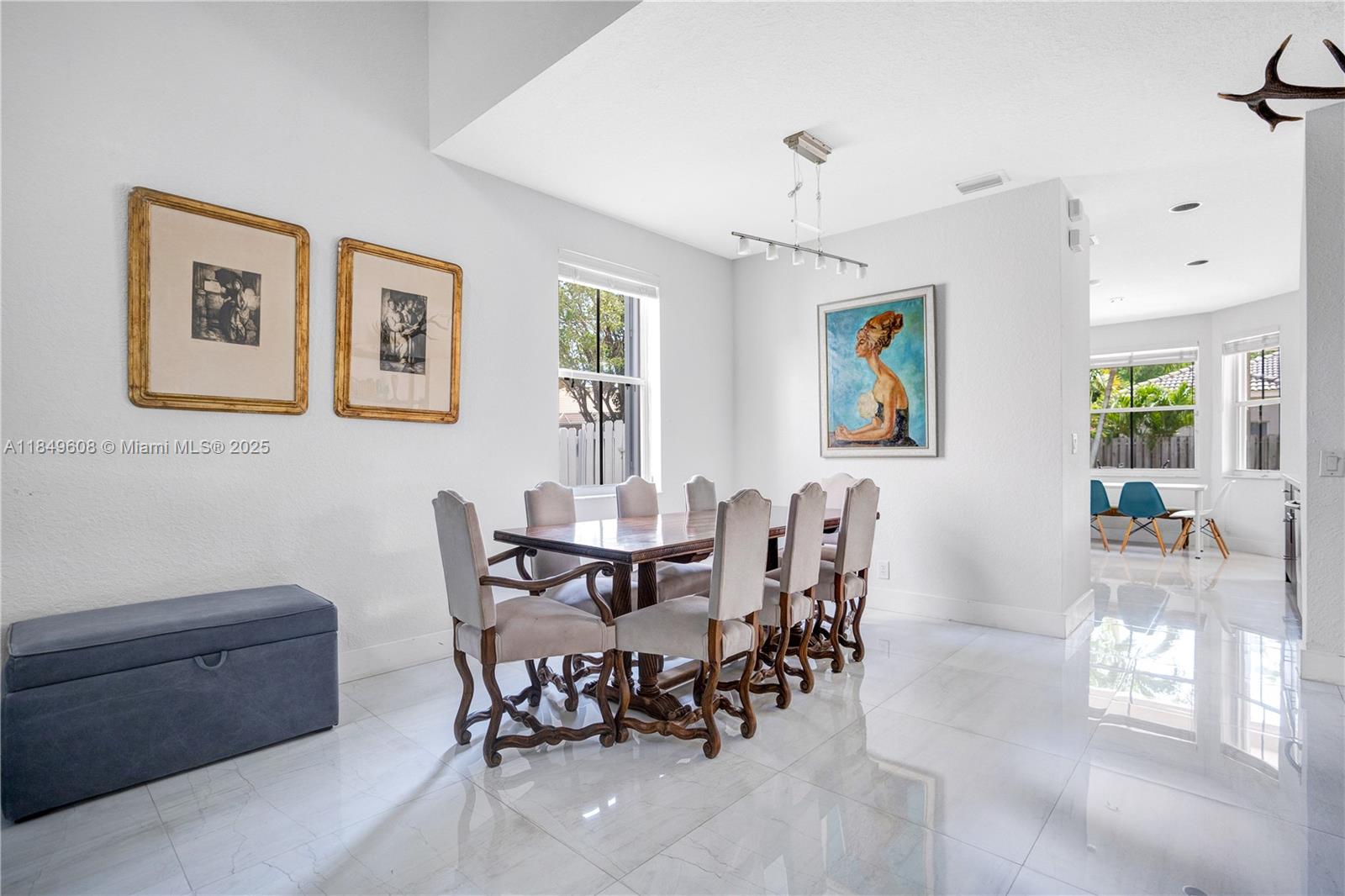 CAMDEM MEADOWS - Residential Lease