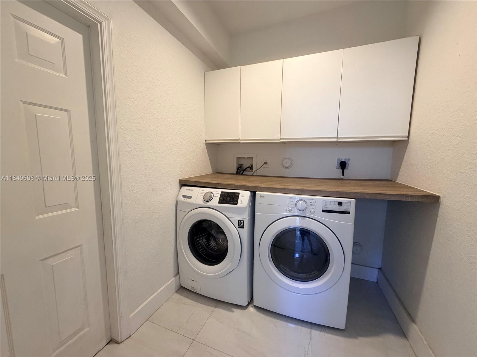 CAMDEM MEADOWS - Residential Lease