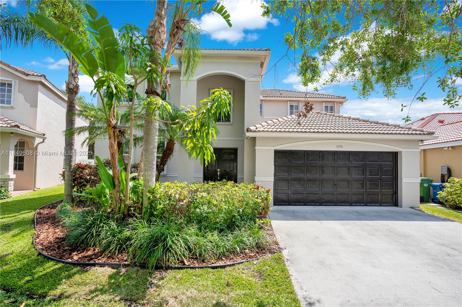 Available Aug 1. Desirable Weston location near top-rated "A" schools: Gator Run Elementary, Falcon Cove Middle and Cypress Bay High Schools. Tastefully remodeled MODERN 2-story home. 1 Bd and full bathroom FIRST FLOOR. Home has lots of NATURAL LIGHT with several windows, living room with high VOLUME CEILINGS, open concept. UPDATED KITCHEN, HUGE master bedroom with walk-in closet and ample master bathroom. OVER SIZED CUL-DE-SAC fenced lot with private east-facing pool. Great outdoor space to enjoy a cup of your favorite drink outside! Features include a 2-car garage, LONG 6-car driveway. Quartz kitchen tops, WINE COOLER, and neutral colors. GATED community, playground, community pool, sport courts. Virtual 3D Tour available for viewing. Not for sale. Don't miss out on this gem!